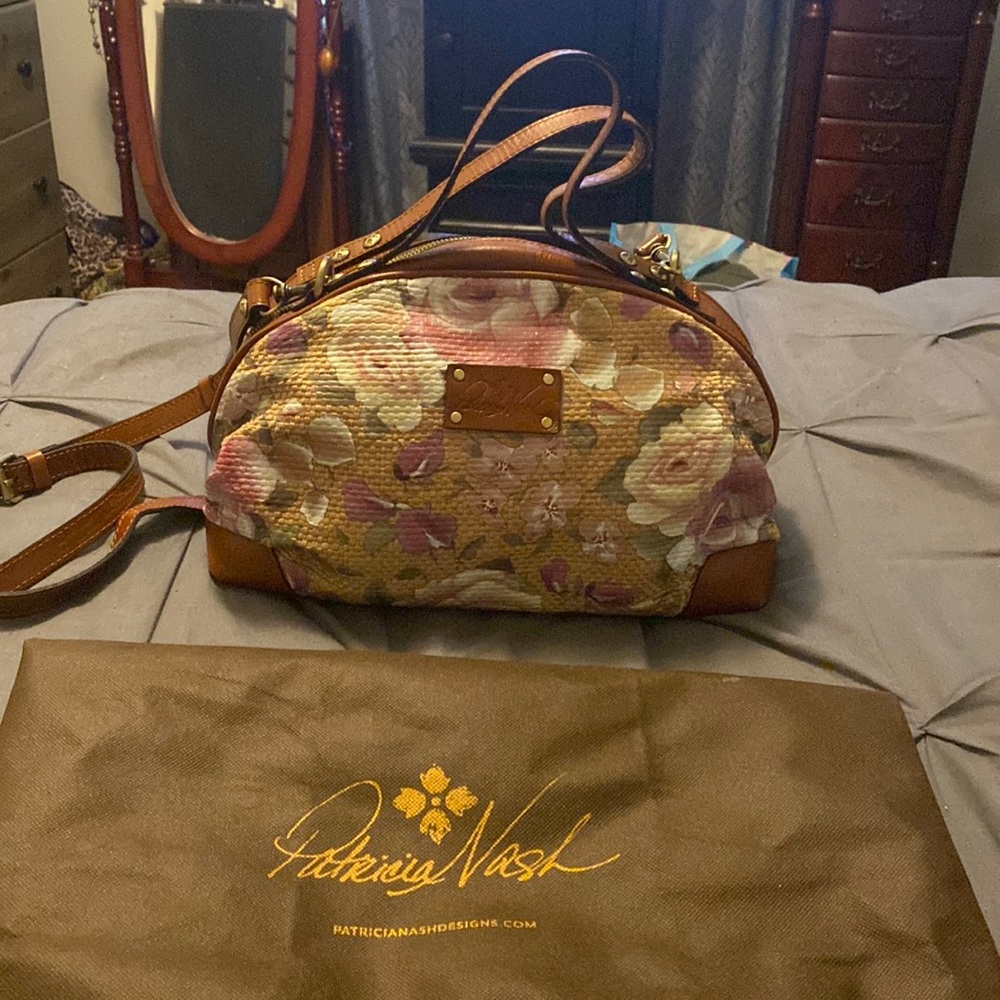 Authentic hand painted Patricia Nash Purse. #007 out of 200 purses made.